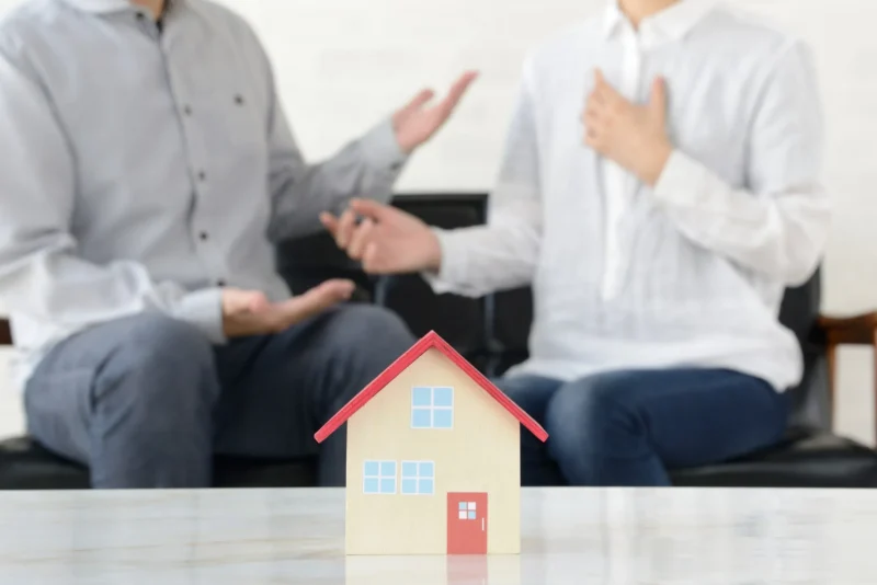 「共有名義だから売れない」は本当？同意・持分・相続トラブルの正しい対処法