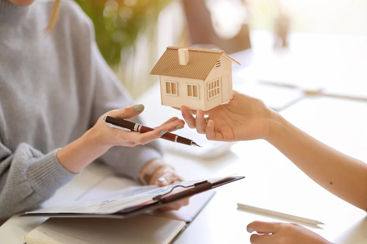 空き家 手放す 方法 売却　買取 不動産売却 東京財託